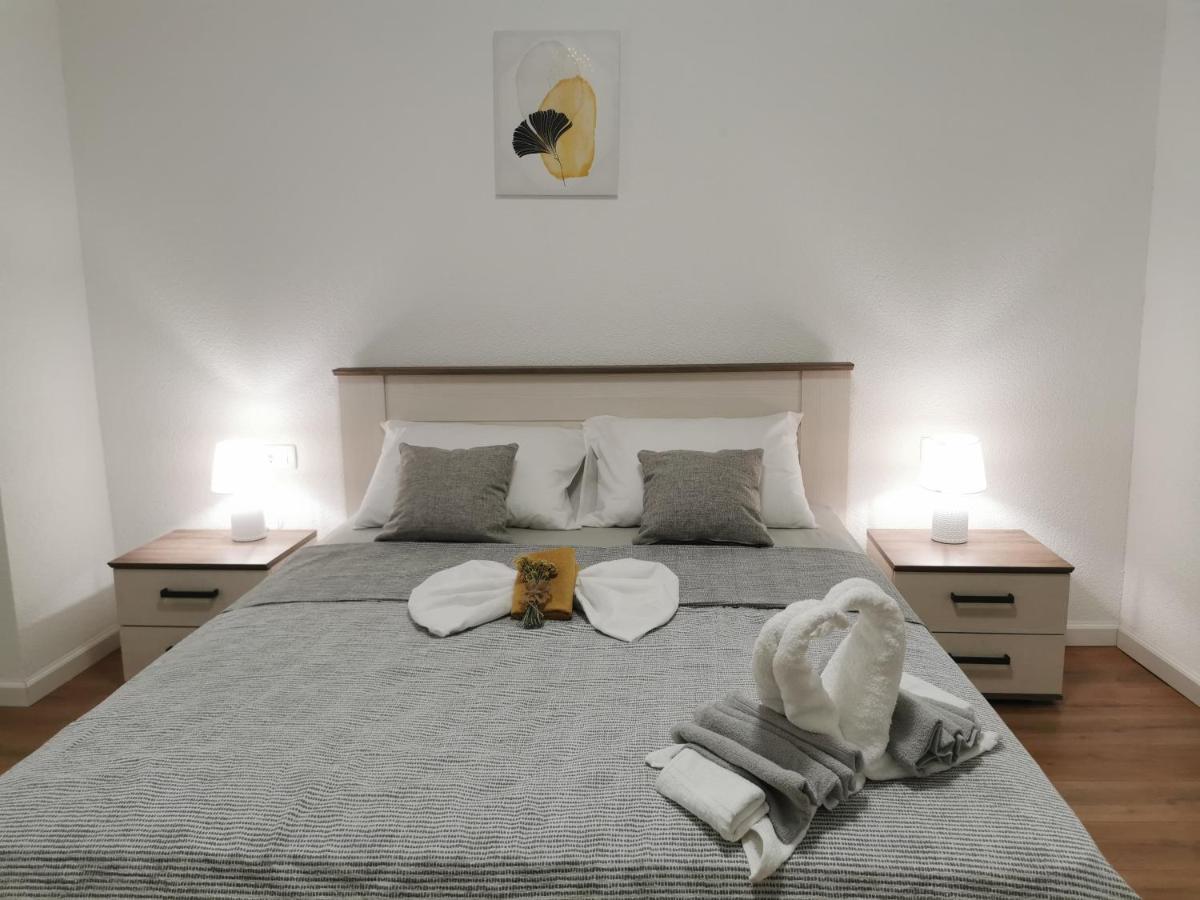 Apartmani Tripalo อิโมตสกี ภายนอก รูปภาพ