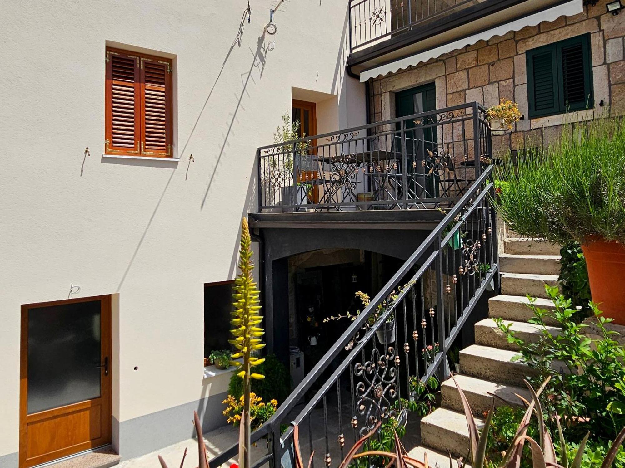 Apartmani Tripalo อิโมตสกี ภายนอก รูปภาพ