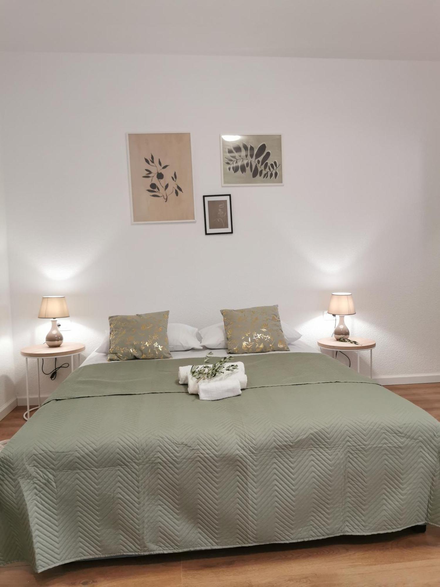 Apartmani Tripalo อิโมตสกี ห้อง รูปภาพ
